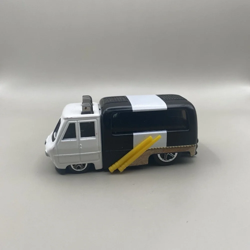 Hot Wheels Character‎ Cars 2024 Po Ping Fast Noodles DreamWorks Kung Fu Panda